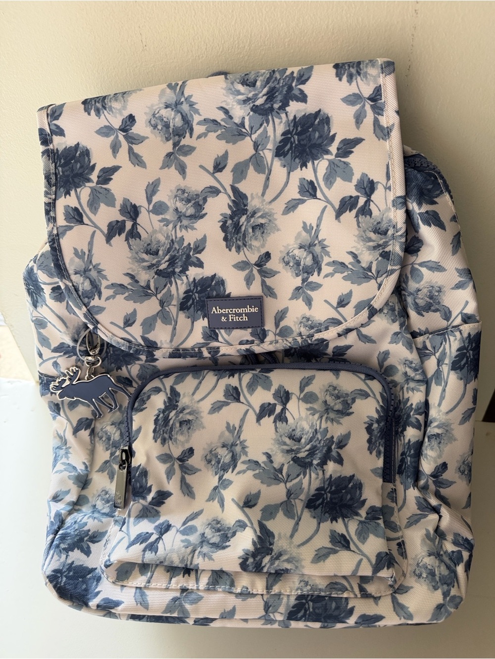 Abercrombie & Fitch Jet Stream Blue Floral Backpack – New – MSRP $70